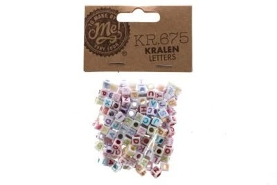 Kralen letter vierkant meerkleurig ca. 120 stuks